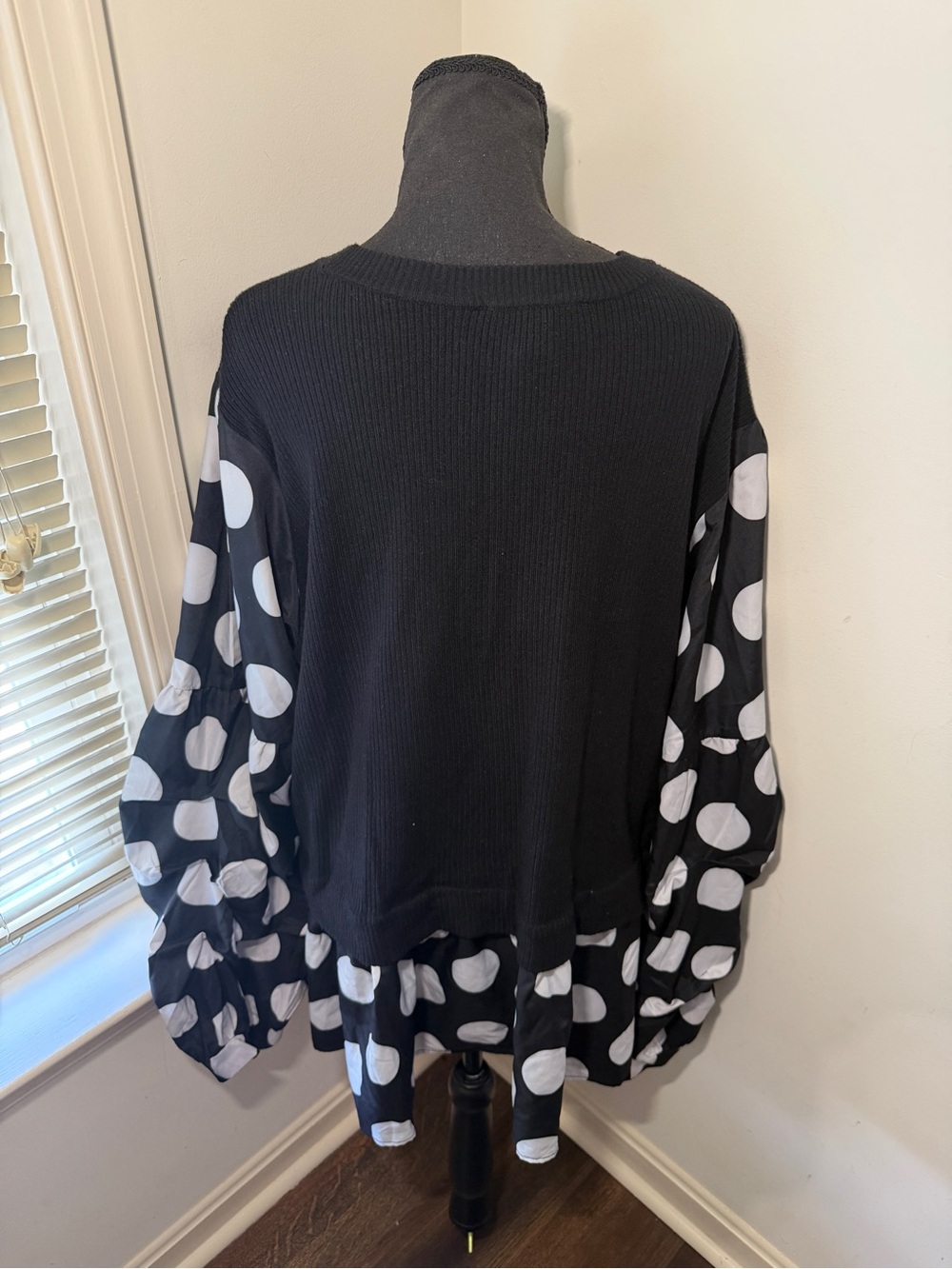 Ashley Stewart Plus Size 22/24 Black White Polka Dot Rib Knit Sweater Tunic Top - Picture 6 of 7